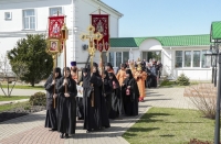 В понедельник Светлой седмицы митрополит Герман посетил женский монастырь во имя преподобного Алексия, человека Божия 