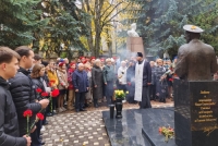 В Курске почтили память Героя Советского Союза Михаила Булатова