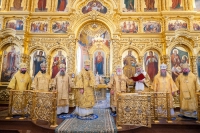 Божественная литургия в день 60-летия митрополита Курского и Рыльского Германа