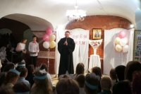 Праздничный концерт в воскресной школе храма Успения Пресвятой Богородицы г. Курчатова