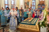 Митрополит Курский и Рыльский Герман совершил всенощное бдение с чином Погребения плащаницы Божией Матери