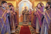 Митрополит Герман совершил Литургию в Новодворском храме Курского Свято-Троицкого женского монастыря
